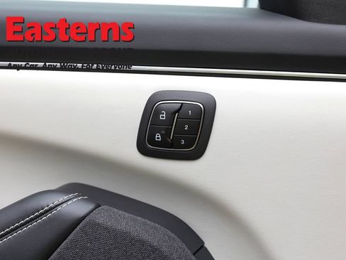 Used 2025 Ford Mustang Mach-E Premium AWD/4WD image 21