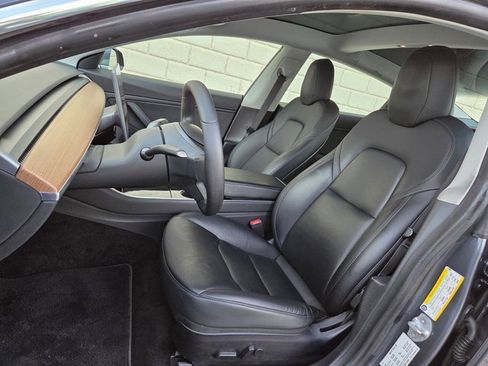 Used 2020 Tesla Model 3 Long Range image 20