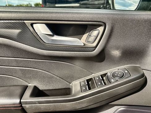 Used 2024 Ford Escape ST-Line w/ Tech Pack #1 AWD/4WD image 13