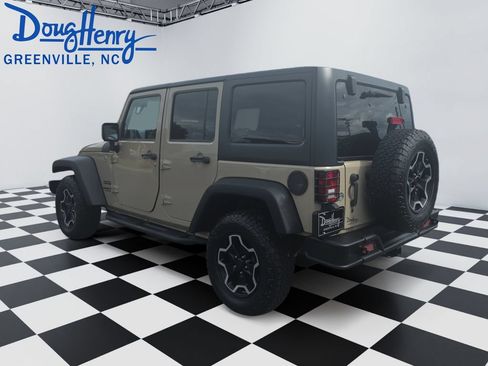 Used 2016 Jeep Wrangler Unlimited Sport w/ Connectivity Group AWD/4WD image 3