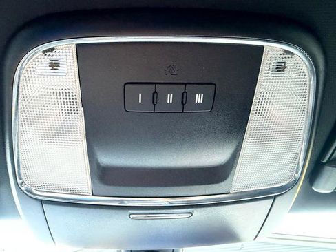 Used 2019 Dodge Charger GT image 22