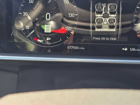 Used 2018 Land Rover Range Rover Sport HSE AWD/4WD image 27