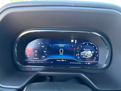 Used 2022 Chevrolet Tahoe RST w/ Sport Performance Package AWD/4WD image 17