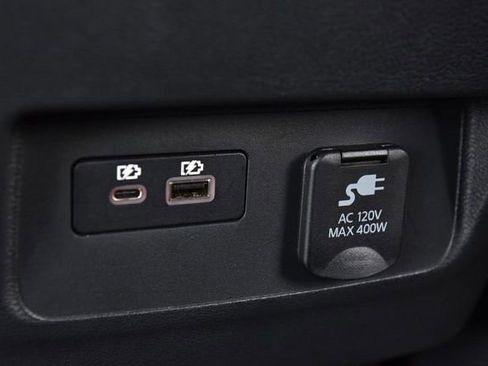 Used 2025 Nissan Frontier SV w/ SV Convenience Package RWD image 23