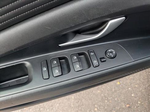 Certified 2023 Hyundai Elantra SEL w/ Convenience Package image 23