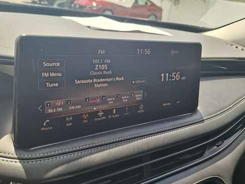 Used 2023 INFINITI QX60 Pure AWD/4WD image 14