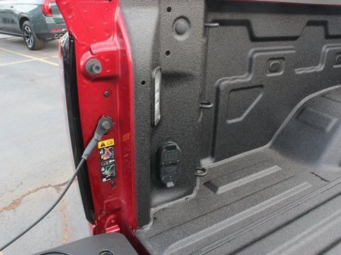 New 2026 GMC Sierra 2500 SLT w/ SLT Premium Package image 52