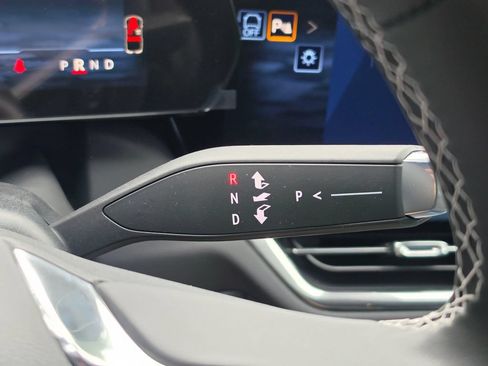 New 2026 Chevrolet Equinox EV LT AWD/4WD image 29