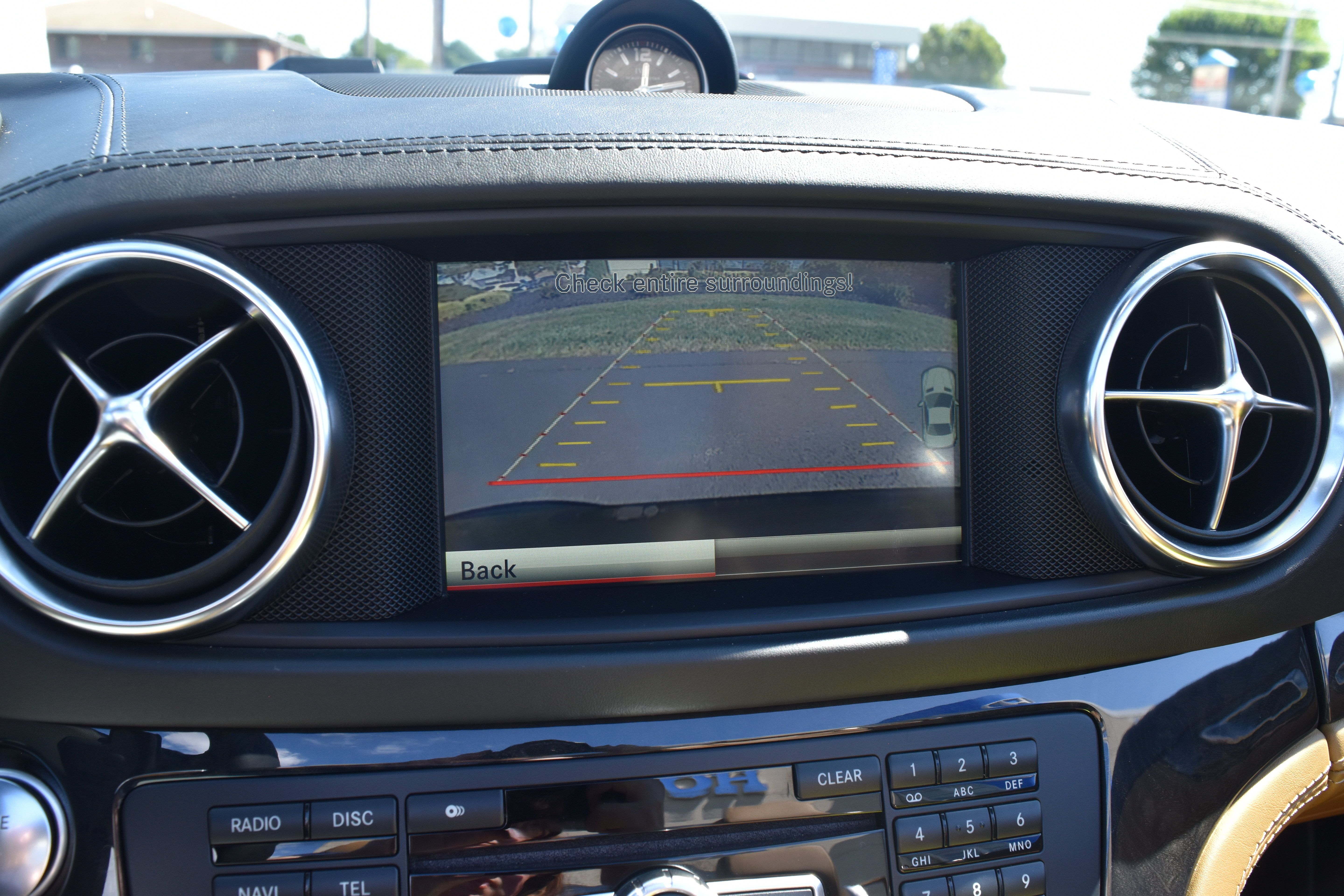 Used 2014 Mercedes-Benz SL 63 AMG image 21