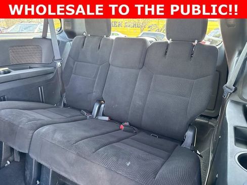 Used 2015 Dodge Grand Caravan SXT w/ Blacktop Package image 16