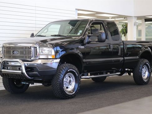 Used 2001 Ford F250 XLT image 1