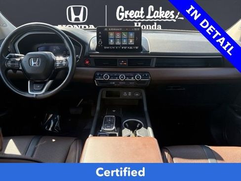 Certified 2025 Honda Pilot Elite image 9