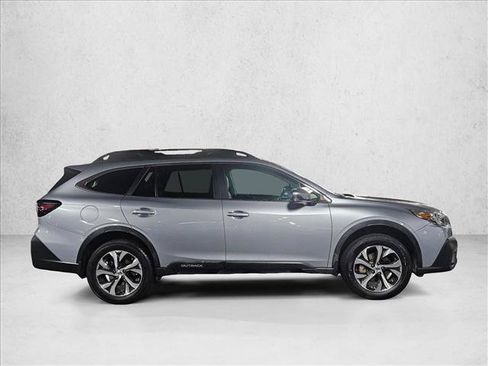 Used 2020 Subaru Outback Limited w/ Popular Package #2 AWD/4WD image 4