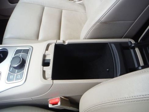 Used 2018 Jeep Grand Cherokee Limited w/ Trailer Tow Group IV image 21