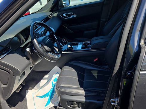 Used 2022 Land Rover Range Rover Velar R-Dynamic S image 11