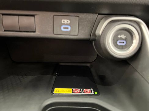 Used 2025 Toyota Grand Highlander FWD image 64