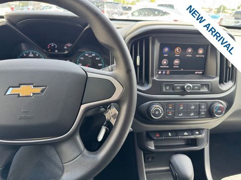 Used 2022 Chevrolet Colorado W/T w/ WT Convenience Package AWD/4WD image 22