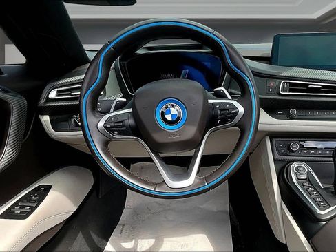 Used 2019 BMW i8 Roadster AWD/4WD image 8