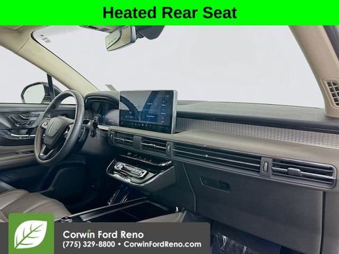 Used 2023 Lincoln Corsair Reserve w/ Equipment Group 202A image 31