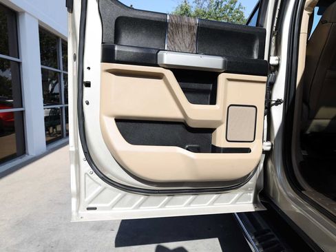 Used 2017 Ford F250 Lariat w/ Lariat Ultimate Package AWD/4WD image 49