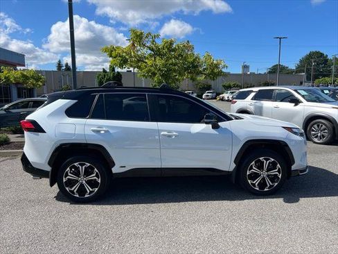 Certified 2025 Toyota RAV4 XSE AWD/4WD image 6