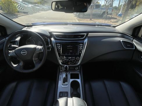 Used 2023 Nissan Murano SV image 10