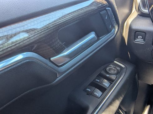 Used 2022 Chevrolet Silverado 1500 RST AWD/4WD image 25