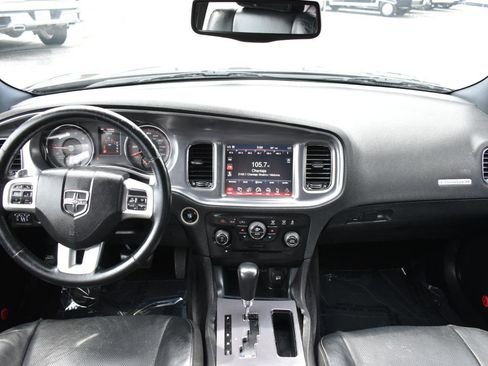 Used 2014 Dodge Charger R/T RWD image 11