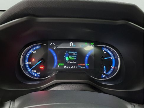 Certified 2025 Toyota RAV4 XLE w/ Convenience Package AWD/4WD image 18