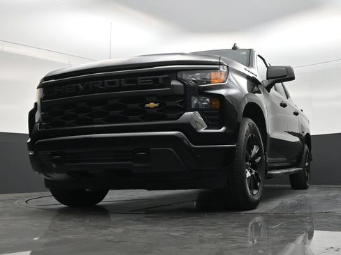 Used 2023 Chevrolet Silverado 1500 Custom RWD image 27