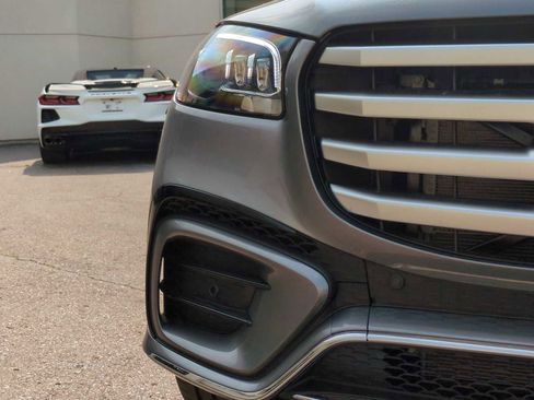 New 2025 Mercedes-Benz GLS 450 4MATIC image 11