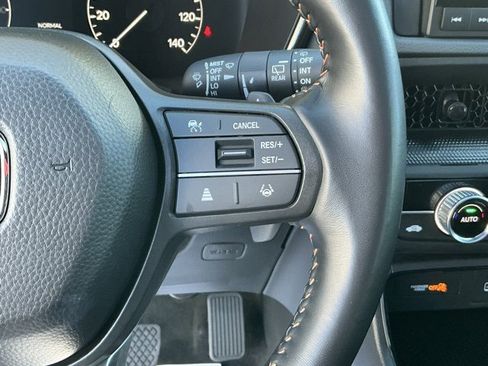 Used 2025 Honda CR-V Sport image 28