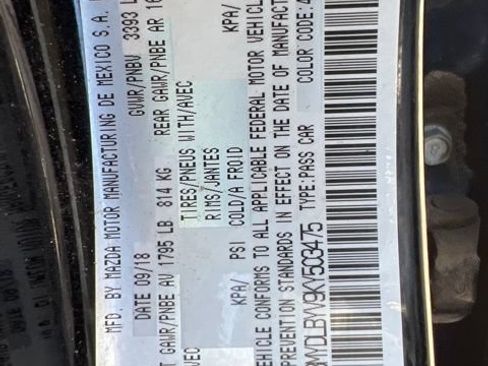 Used 2019 Toyota Yaris LE FWD image 28
