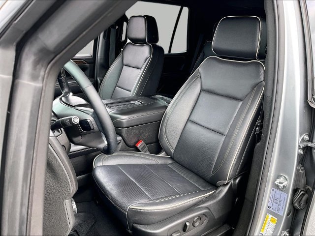 Used 2024 Chevrolet Tahoe Premier w/ LPO, Illumination Package AWD/4WD image 10