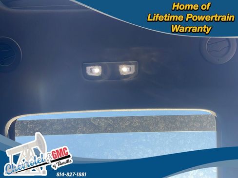 Used 2023 Chevrolet Traverse RS AWD/4WD image 16