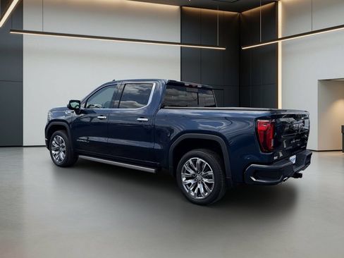 Certified 2023 GMC Sierra 1500 Denali w/ Denali Reserve Package AWD/4WD image 3