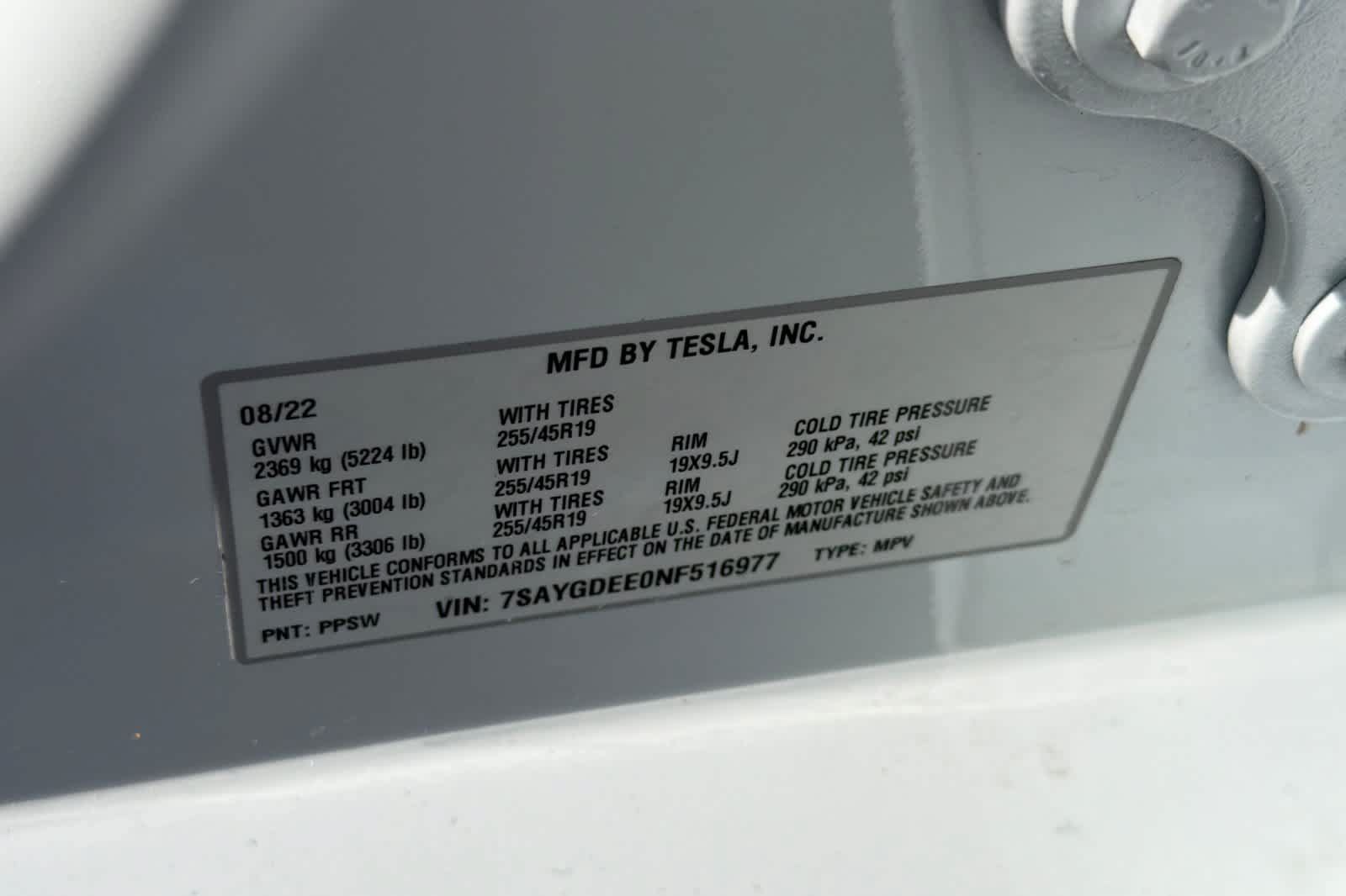 Used 2022 Tesla Model Y Long Range AWD/4WD image 32