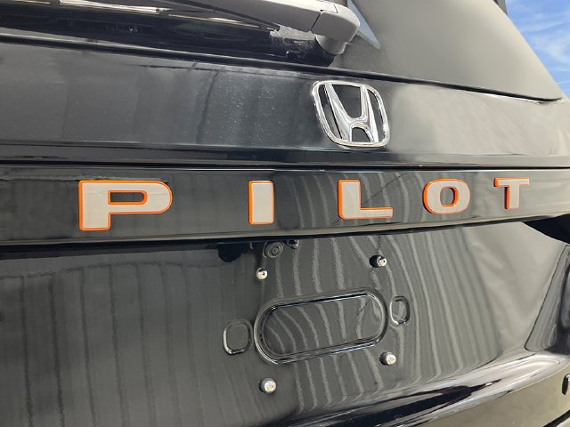 New 2026 Honda Pilot TrailSport image 10