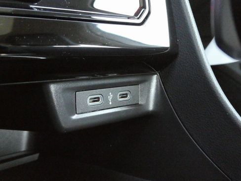 New 2025 Volkswagen Jetta SE image 16