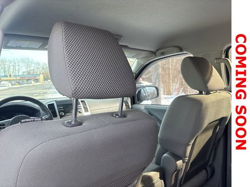 Used 2014 Nissan Frontier SV image 6