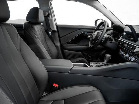 Certified 2025 Acura ADX FWD image 32