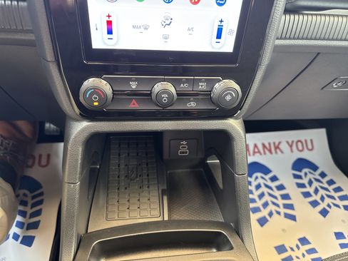 Used 2024 Ford Ranger XLT w/ FX4 Off-Road Package image 24