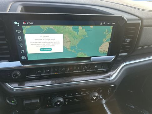 Certified 2023 Chevrolet Silverado 1500 LTZ w/ Technology Package image 17