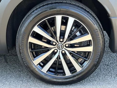 Used 2025 Nissan Pathfinder Platinum w/ Cargo Package FWD image 11