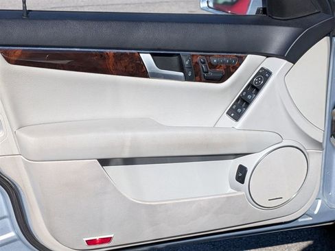 Used 2014 Mercedes-Benz C 300 Sport image 12