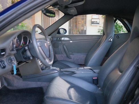 Used 2006 Porsche 911 Carrera RWD image 12