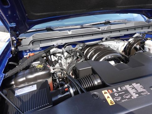 Used 2018 Chevrolet Silverado 1500 LT w/ All Star Edition image 53