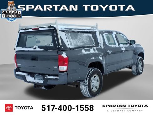 Used 2017 Toyota Tacoma SR image 7