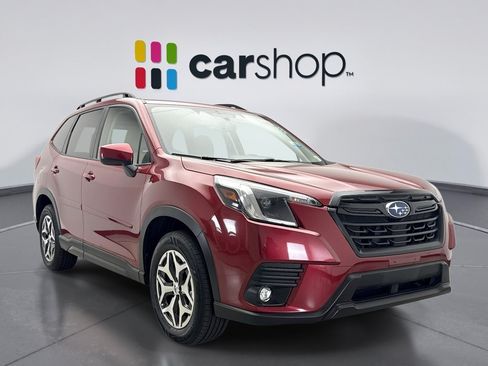 Used 2024 Subaru Forester Premium AWD/4WD image 7