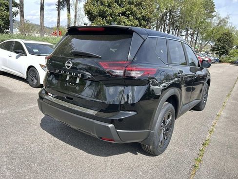 New 2026 Nissan Rogue SV FWD image 7